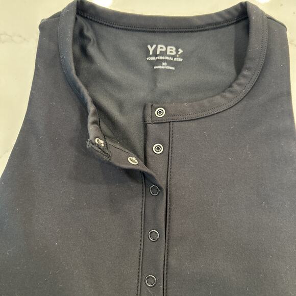 NWT YPB Abercrombie Sz X-small Black Top sculptLUX Plunge Henley Slim Tank Bra - Picture 7 of 11